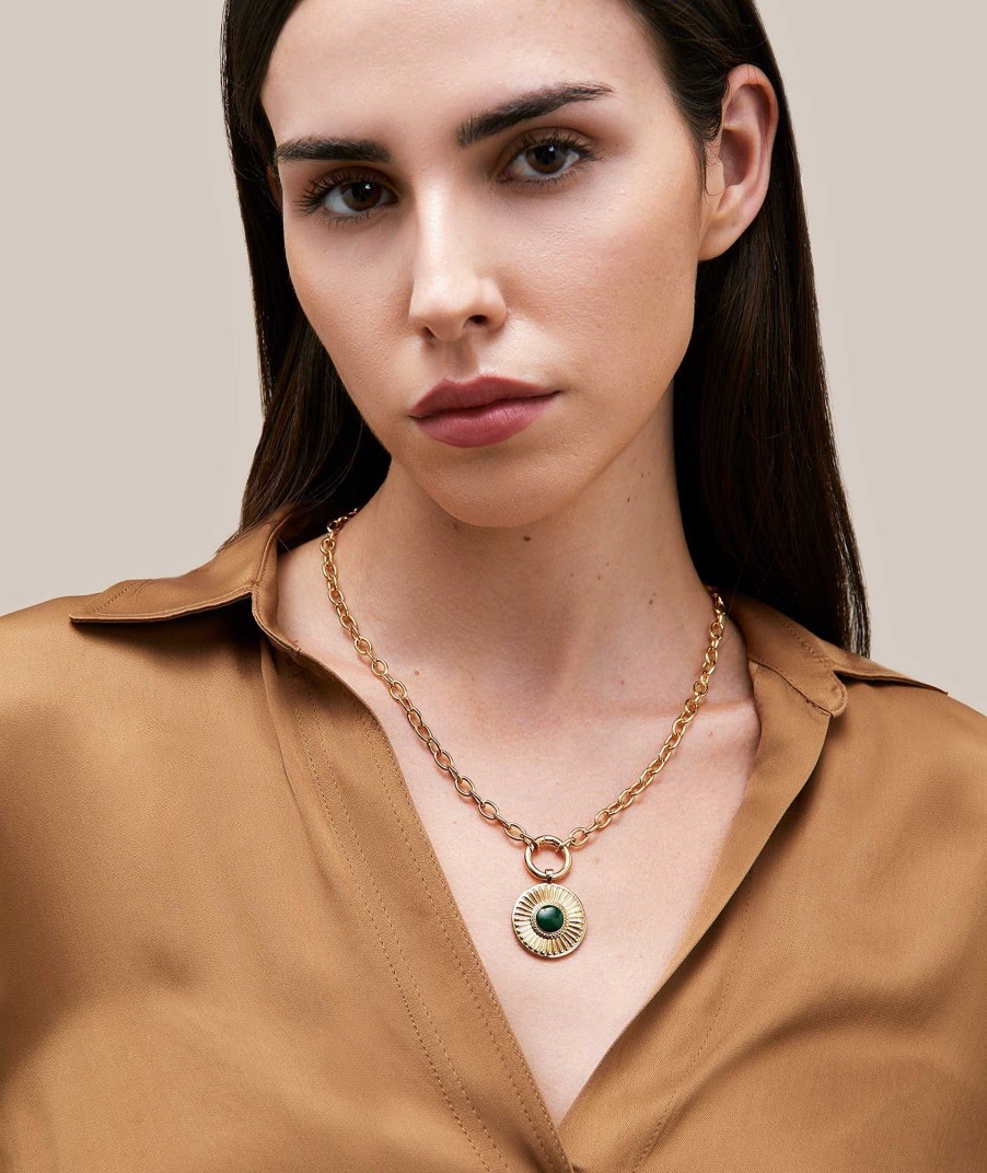 Collares Vidal & Vidal | Colgante Chapado Oro 18 Kt Aro Motivo Con Relieve Verde